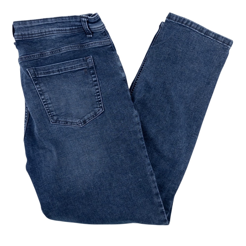 The Perfect Jean TPJ Mens 36x32 Athletic Fit Blue Med. Wash Stretch Denim Jeans